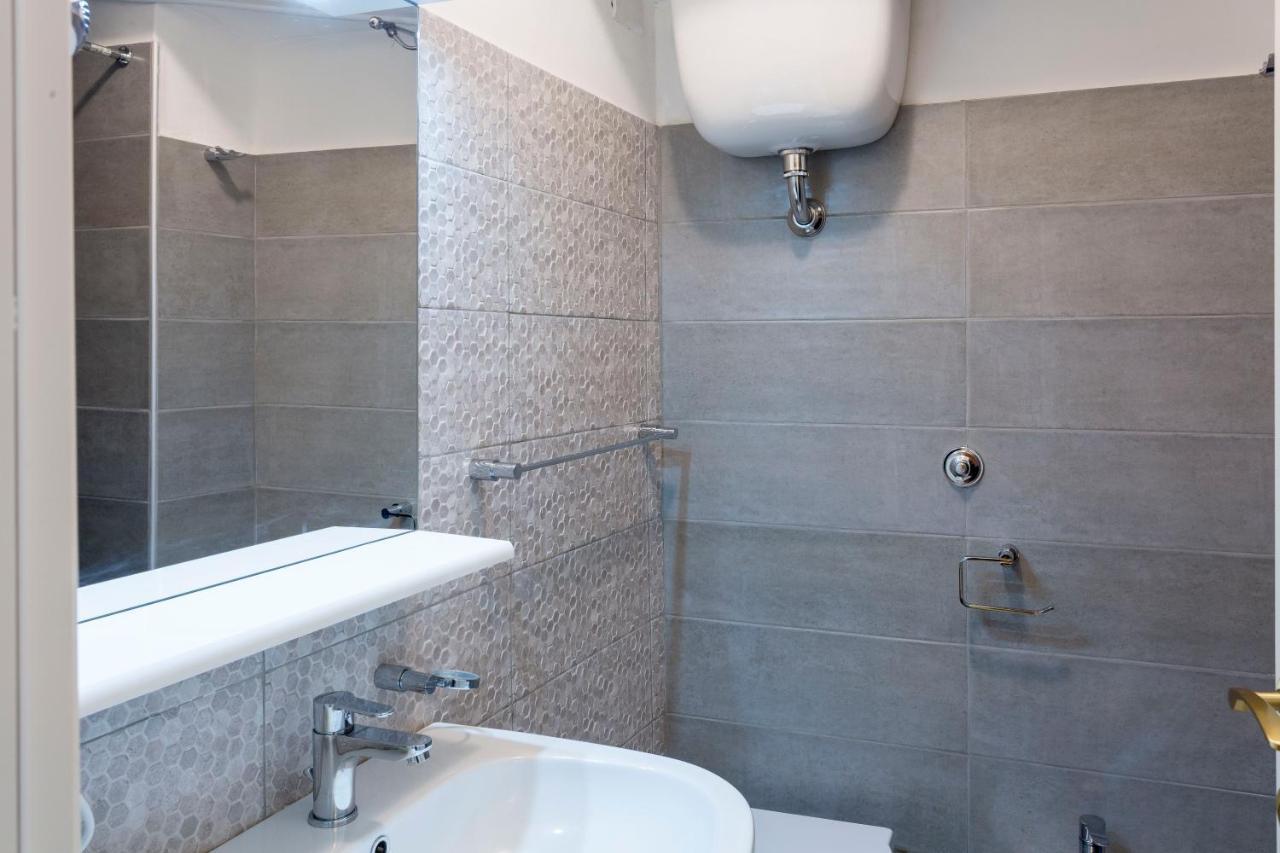 Hotel Cathrine Roma Exterior foto